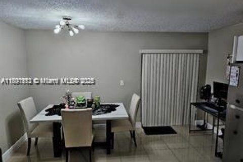 Casa en venta en Miami, Florida, 2 dormitorios, 88.44 m2 № 1686172 - foto 6