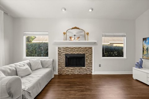 Casa en venta en Orlando, Florida, 4 dormitorios, 228.73 m2 № 1900119 - foto 20