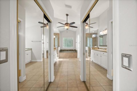 Casa en venta en Orlando, Florida, 4 dormitorios, 228.73 m2 № 1900119 - foto 25
