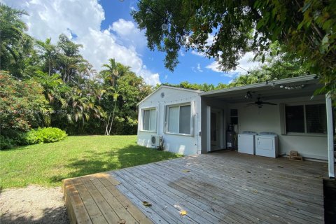 Villa ou maison à louer à Miami Springs, Floride: 2 chambres, 115.94 m2 № 1966369 - photo 13