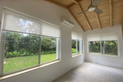 Villa ou maison à louer à Miami Springs, Floride: 2 chambres, 115.94 m2 № 1966369 - photo 29
