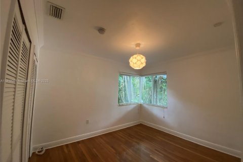 Villa ou maison à louer à Miami Springs, Floride: 2 chambres, 115.94 m2 № 1966369 - photo 26