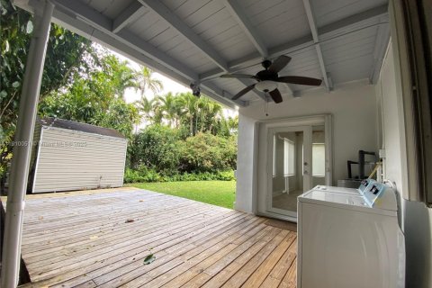 Villa ou maison à louer à Miami Springs, Floride: 2 chambres, 115.94 m2 № 1966369 - photo 12