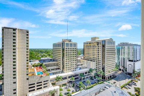 Condo in Miami, Florida, 1 bedroom № 2255964 - photo 15