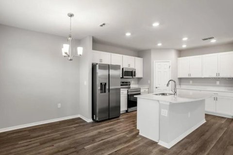 Casa en venta en Winter Haven, Florida, 4 dormitorios, 185.43 m2 № 1513462 - foto 2