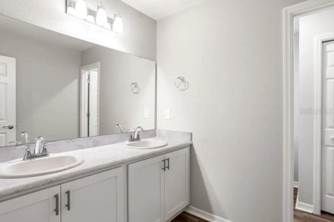 Casa en venta en Winter Haven, Florida, 4 dormitorios, 185.43 m2 № 1513462 - foto 9