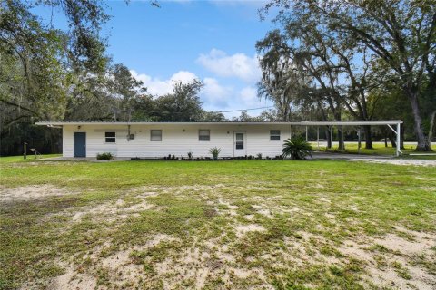 House in Dade City, Florida 3 bedrooms, 134.06 sq.m. № 2135409 - photo 6