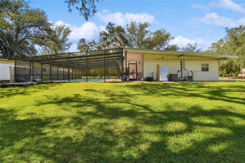 House in Dade City, Florida 3 bedrooms, 134.06 sq.m. № 2135409 - photo 11