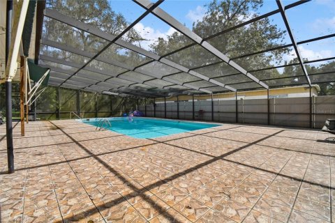 House in Dade City, Florida 3 bedrooms, 134.06 sq.m. № 2135409 - photo 13