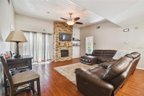 House in Dade City, Florida 3 bedrooms, 134.06 sq.m. № 2135409 - photo 15