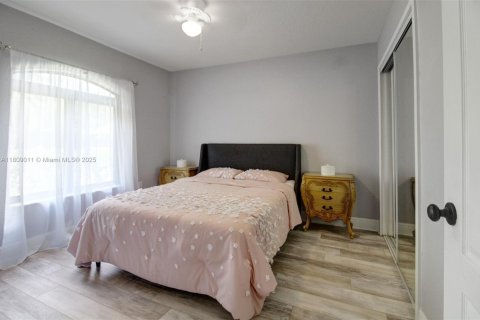 Villa ou maison à vendre à Homestead, Floride: 4 chambres, 253.72 m2 № 1749853 - photo 5