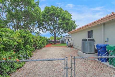Villa ou maison à vendre à Homestead, Floride: 4 chambres, 253.72 m2 № 1749853 - photo 13
