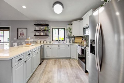 Villa ou maison à vendre à Homestead, Floride: 4 chambres, 253.72 m2 № 1749853 - photo 2