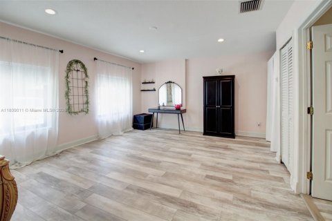 Villa ou maison à vendre à Homestead, Floride: 4 chambres, 253.72 m2 № 1749853 - photo 24