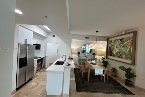 Condo in Miami, Florida, 2 bedrooms  № 1888948 - photo 14