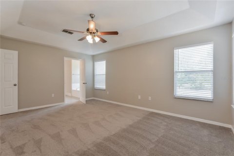 House in Eustis, Florida 3 bedrooms, 175.03 sq.m. № 1913901 - photo 8