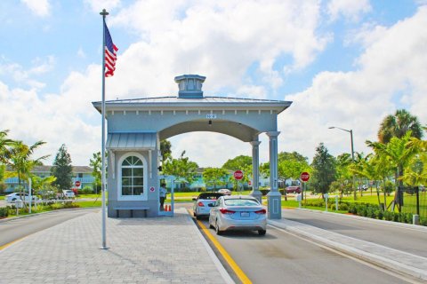 Condo in Deerfield Beach, Florida, 1 bedroom  № 1187234 - photo 1