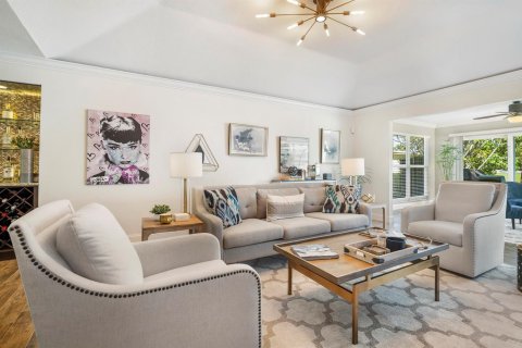 Villa ou maison à louer à West Palm Beach, Floride: 2 chambres, 150.59 m2 № 2260228 - photo 2