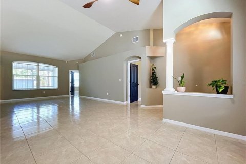 Villa ou maison à vendre à Valrico, Floride: 4 chambres, 186.55 m2 № 2302982 - photo 5