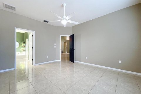 Villa ou maison à vendre à Valrico, Floride: 4 chambres, 186.55 m2 № 2302982 - photo 12