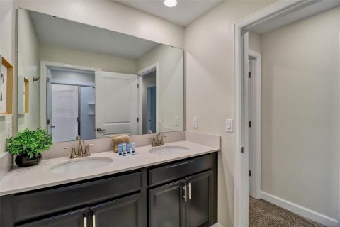 Adosado en venta en Davenport, Florida, 4 dormitorios, 177.81 m2 № 2427615 - foto 21