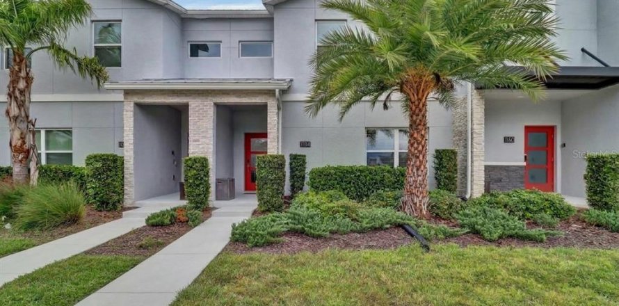 Adosado en Davenport, Florida 4 dormitorios, 177.81 m2 № 2427615
