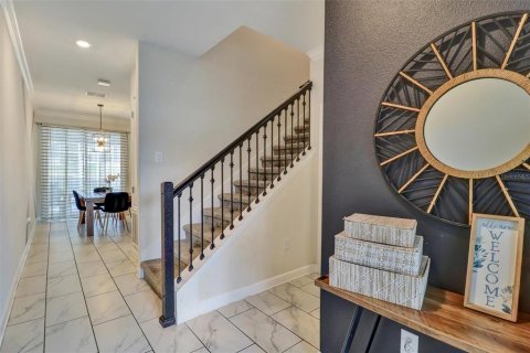 Adosado en venta en Davenport, Florida, 4 dormitorios, 177.81 m2 № 2427615 - foto 2