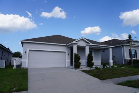 Villa ou maison à Davenport, Floride 3 chambres, 140.47 m2 № 2229777