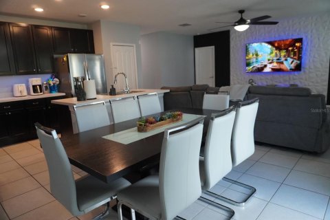 House in Davenport, Florida 3 bedrooms, 140.47 sq.m. № 2229777 - photo 19