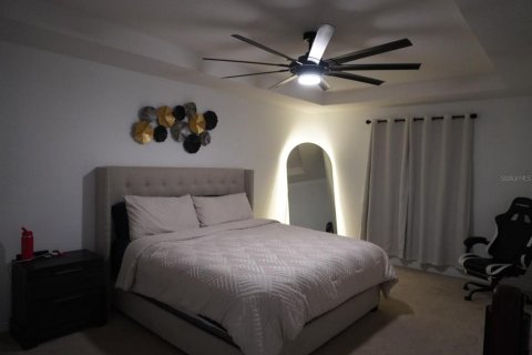 House in Davenport, Florida 3 bedrooms, 140.47 sq.m. № 2229777 - photo 24