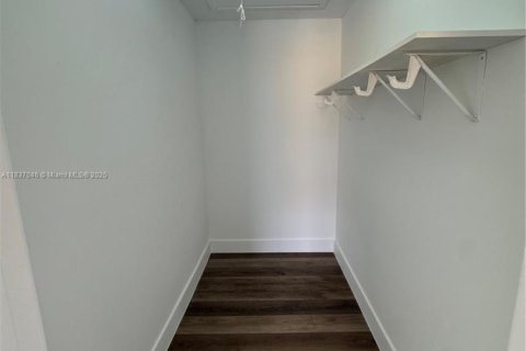 Townhouse in Homestead, Florida 3 bedrooms, 108.42 sq.m. № 2012895 - photo 6