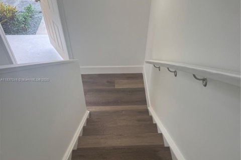 Townhouse in Homestead, Florida 3 bedrooms, 108.42 sq.m. № 2012895 - photo 8