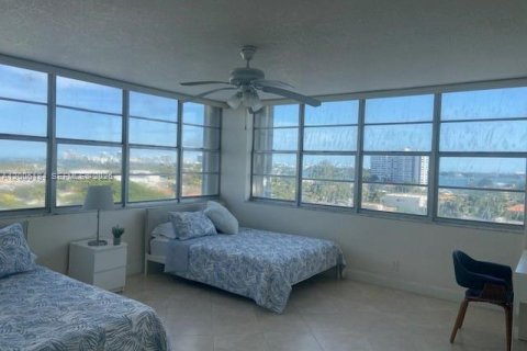 Copropriété à vendre à North Miami, Floride: 2 chambres, 110.37 m2 № 2170700 - photo 7