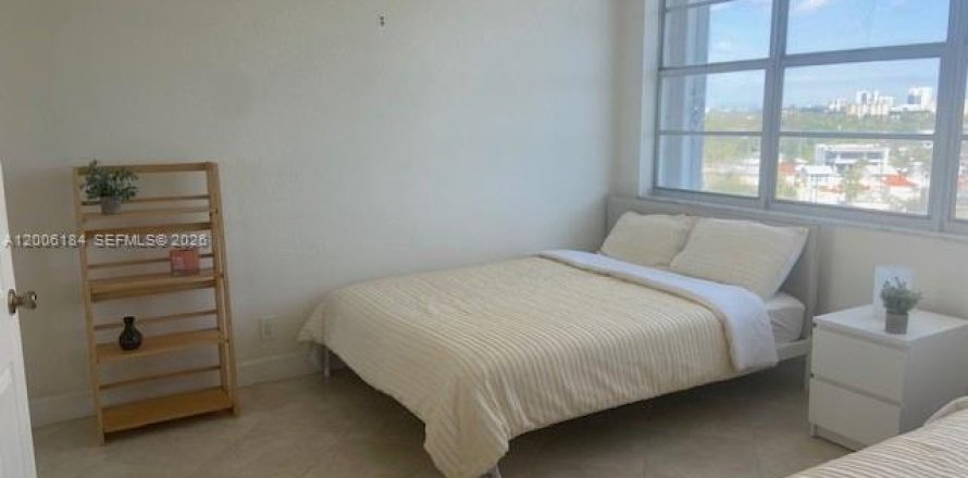 Condo à North Miami, Floride, 2 chambres № 2170700