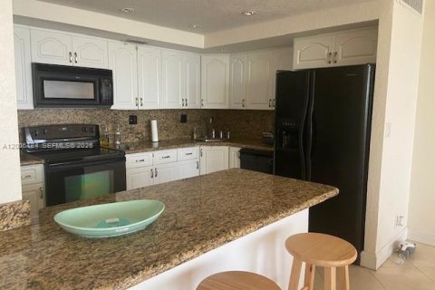 Copropriété à vendre à North Miami, Floride: 2 chambres, 110.37 m2 № 2170700 - photo 14