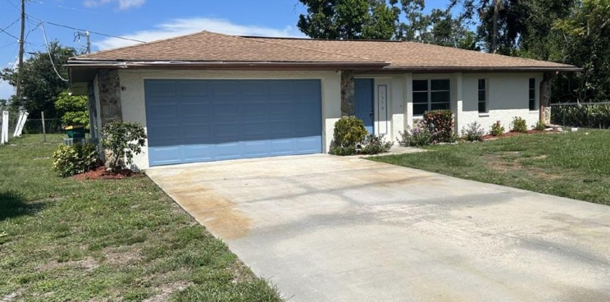 Villa ou maison à Port Charlotte, Floride 3 chambres, 124.86 m2 № 1845074