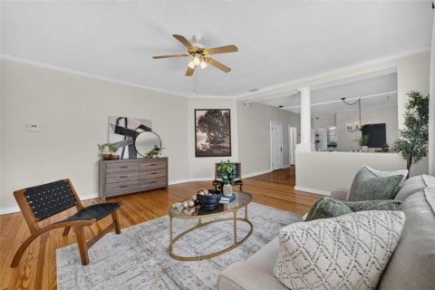Villa ou maison à vendre à Orlando, Floride: 3 chambres, 165.74 m2 № 2419638 - photo 4