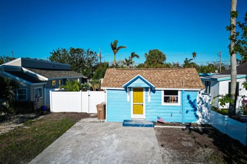Land in Madeira Beach, Florida № 1870832 - photo 2