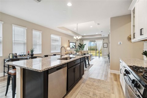 House in Bradenton, Florida 4 bedrooms, 198.72 sq.m. № 1528374 - photo 8
