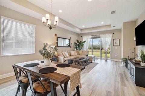 House in Bradenton, Florida 4 bedrooms, 198.72 sq.m. № 1528374 - photo 10