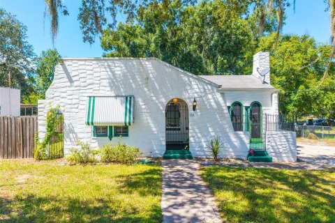 Villa ou maison à Lake Wales, Floride 2 chambres, 98.85 m2 № 2373192