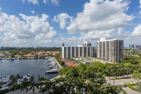 Condo in Aventura, Florida, 3 bedrooms  № 1895951 - photo 8