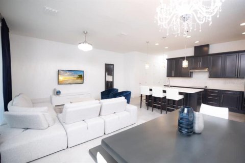 House in Winter Garden, Florida 4 bedrooms, 200.3 sq.m. № 2123432 - photo 29