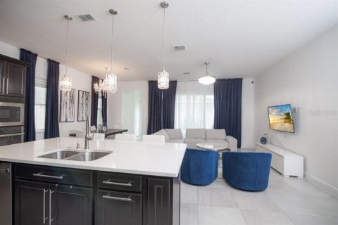 House in Winter Garden, Florida 4 bedrooms, 200.3 sq.m. № 2123432 - photo 26