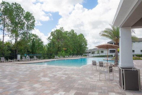 House in Winter Garden, Florida 4 bedrooms, 200.3 sq.m. № 2123432 - photo 17