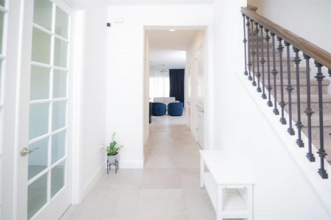 House in Winter Garden, Florida 4 bedrooms, 200.3 sq.m. № 2123432 - photo 13