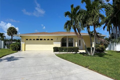 Villa ou maison à Bradenton, Floride 2 chambres, 119.66 m2 № 2310229