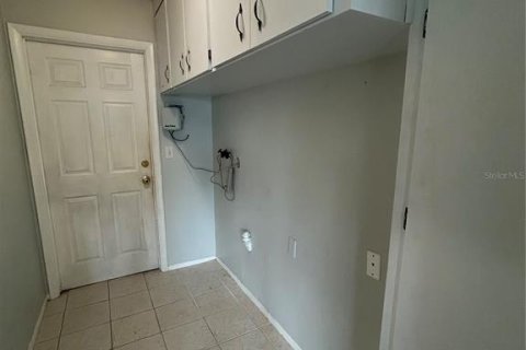 Villa ou maison à louer à Bradenton, Floride: 2 chambres, 119.66 m2 № 2310229 - photo 17