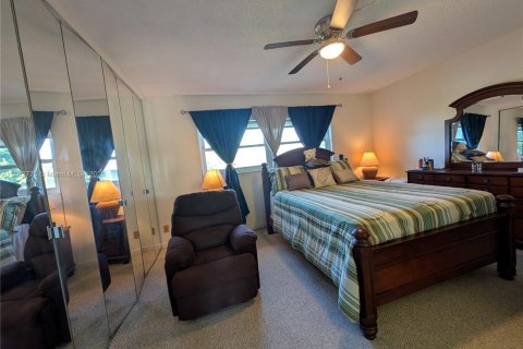 Condo in Lauderdale Lakes, Florida, 2 bedrooms  № 1892971 - photo 20