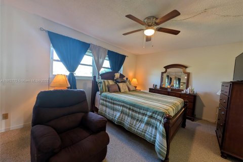 Condo in Lauderdale Lakes, Florida, 2 bedrooms  № 1892971 - photo 9